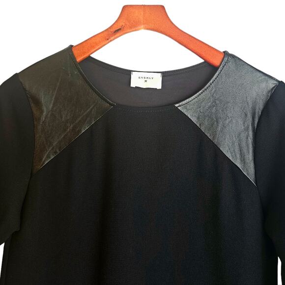 Everly Black Whimsygoth Shift Dress with Faux Leather Shoulder Panels - Picture 6 of 6